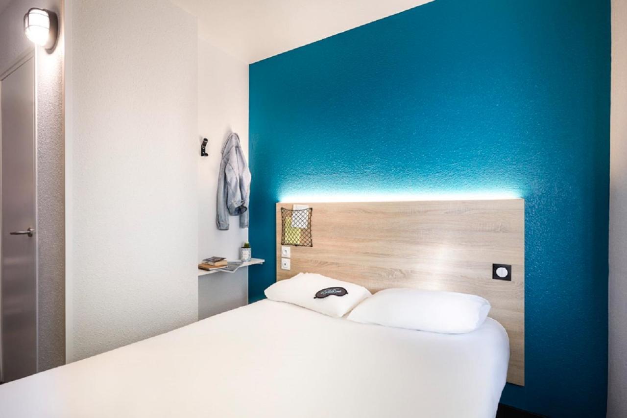 Hotelf1 Frejus Roquebrune Sur Argens Exterior foto